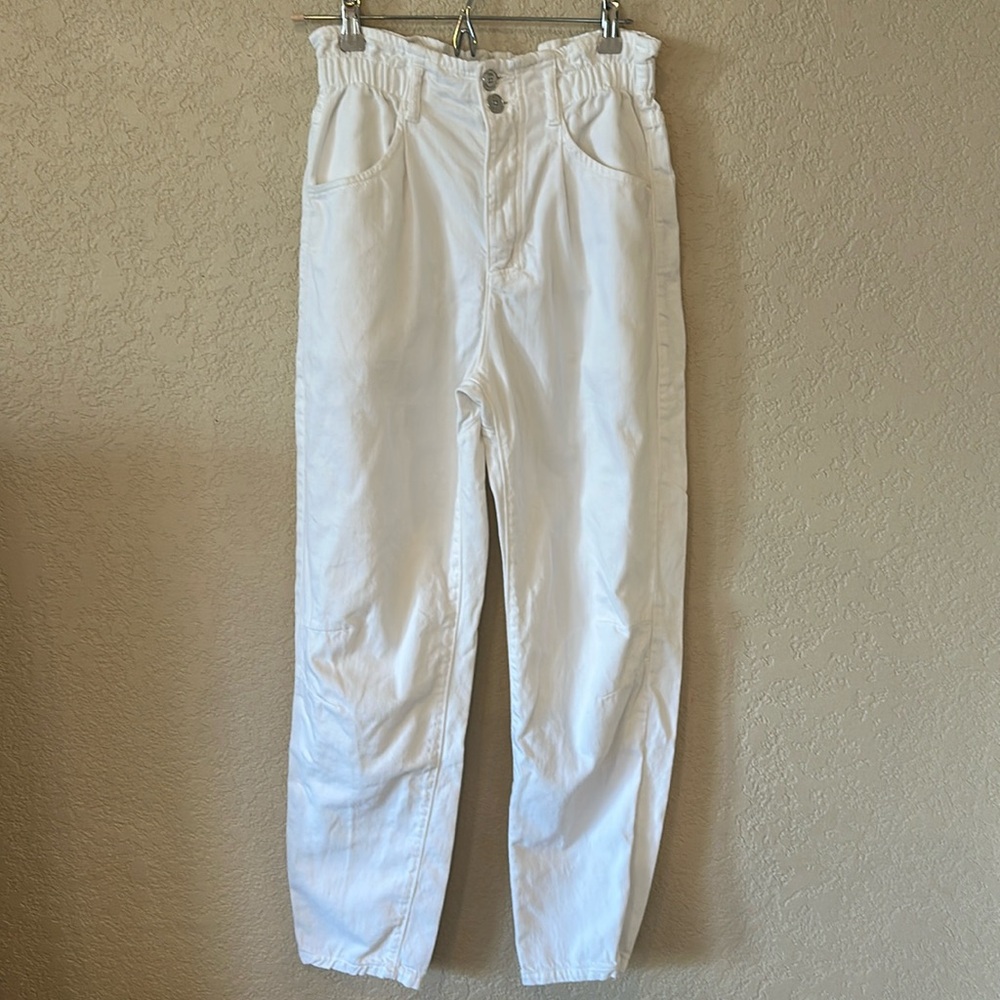 Zara White barrel Jeans High rise